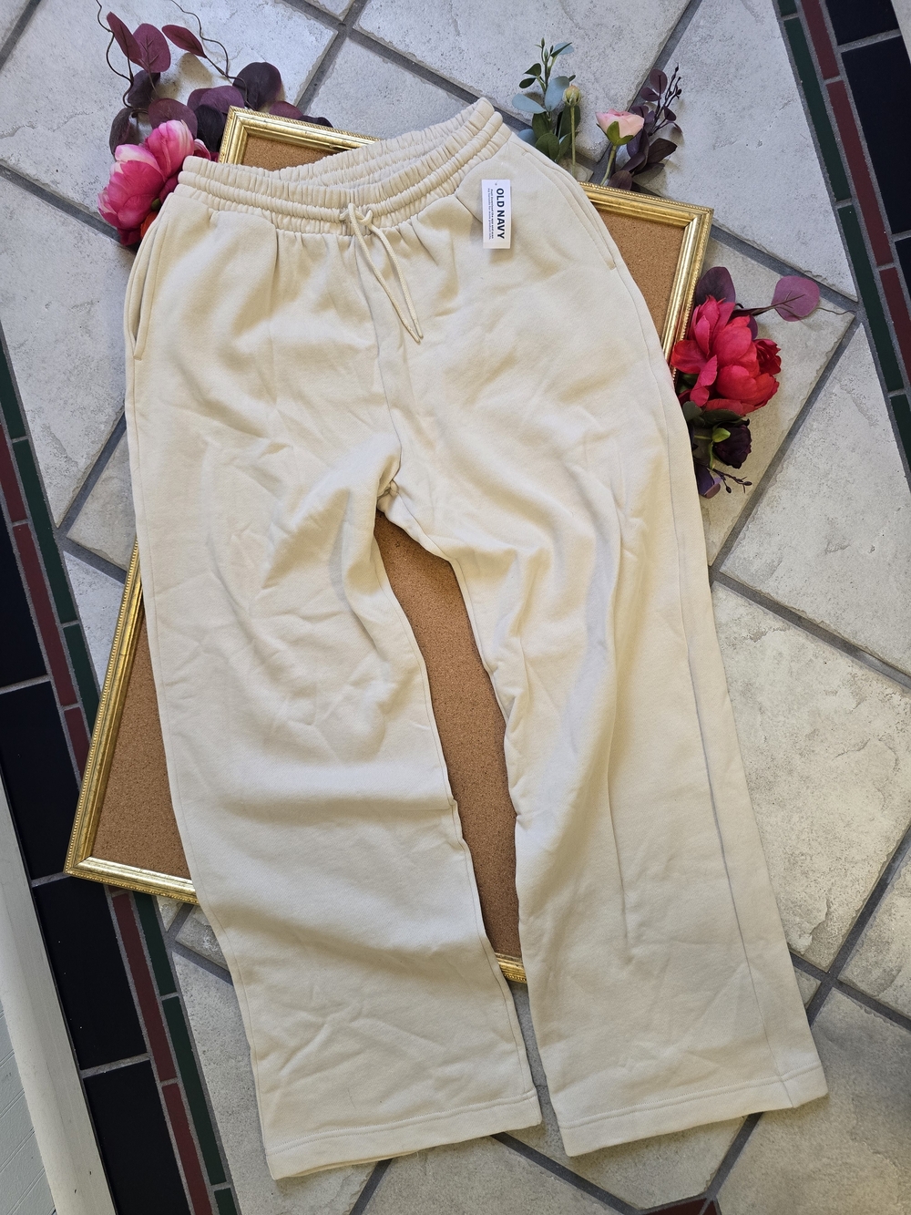 NWT Old Navy Cream Wide Leg Lounge Sweatpants